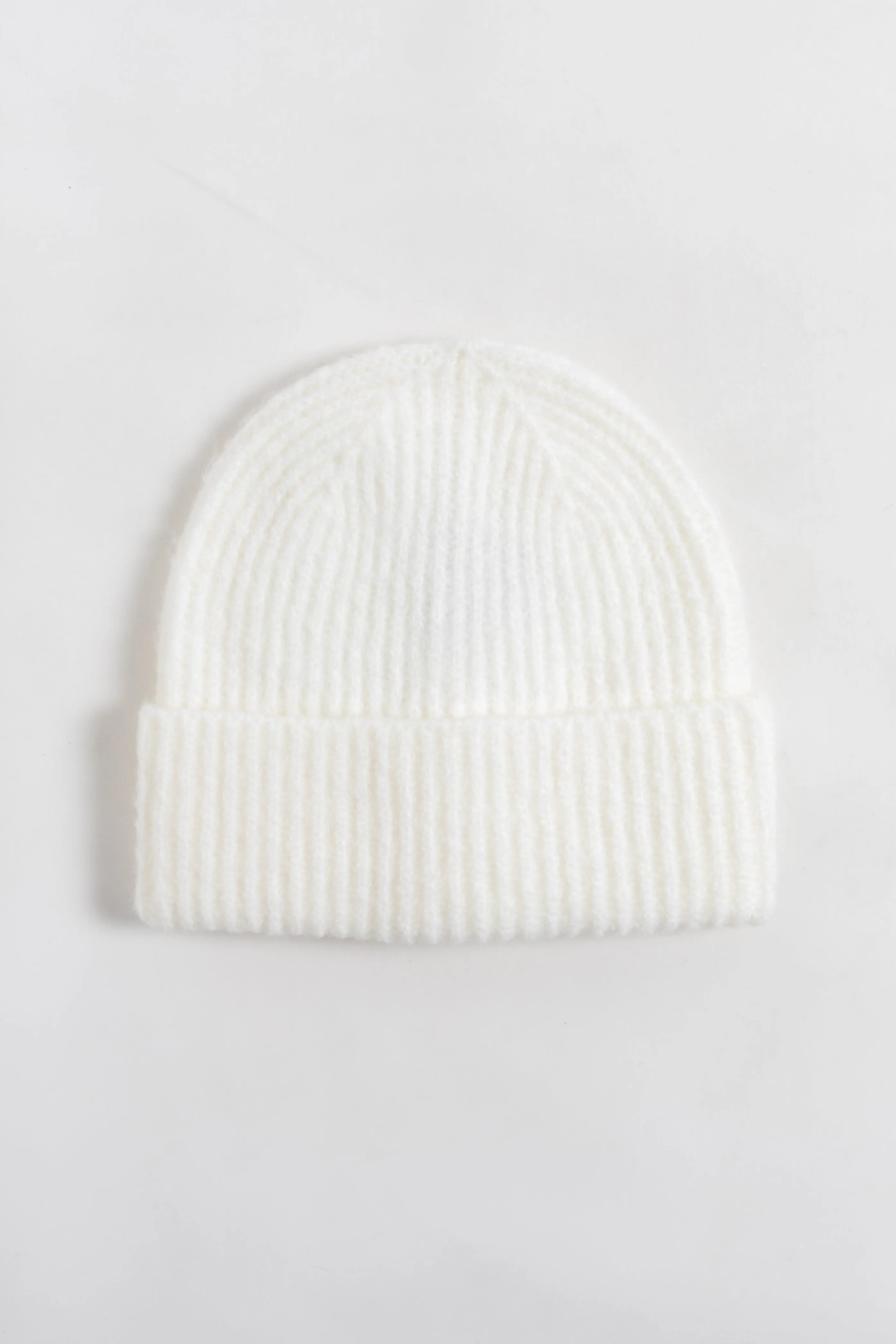 ABB250 - Solid knit cuffed beanie