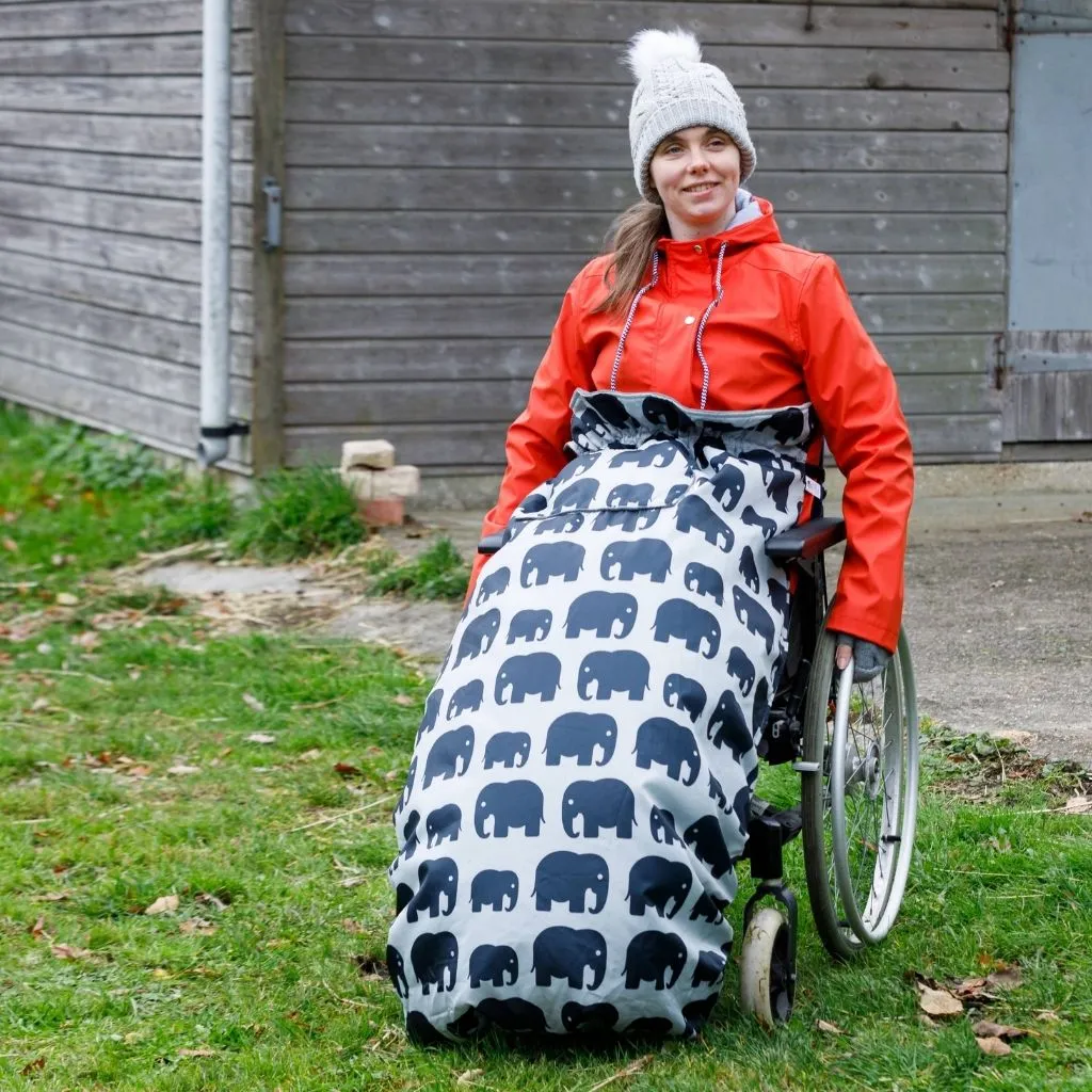 Adult fleece-lined wheelchair cosy - GREY ELEPHANT