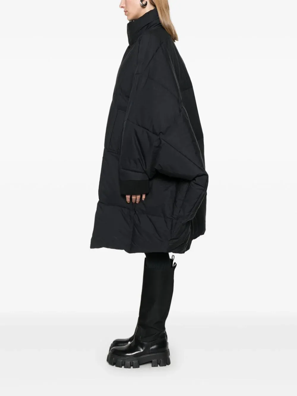 AW24 Duvet Coat - Black