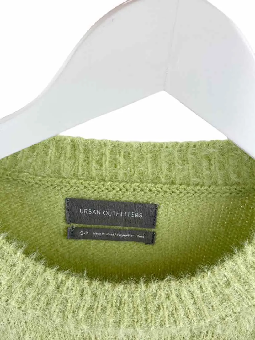 Urban Outfitters Women's/Teen Girls' Fuzzy Shrunken Cropped Sweater Lime Size S (runs small)